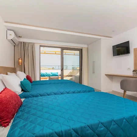 Aphrodite & - 140m From The Beach, By Zantewize Aparthotel