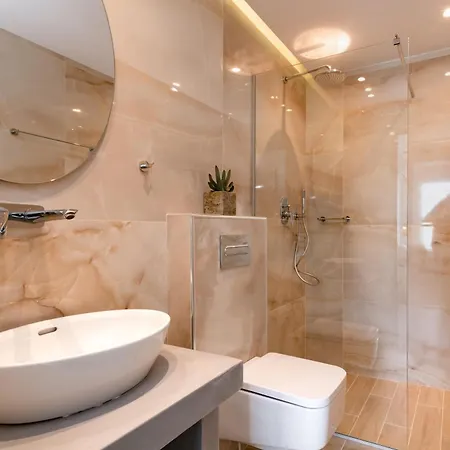 Aphrodite & - 140m From The Beach, By Zantewize 2* أليكيس